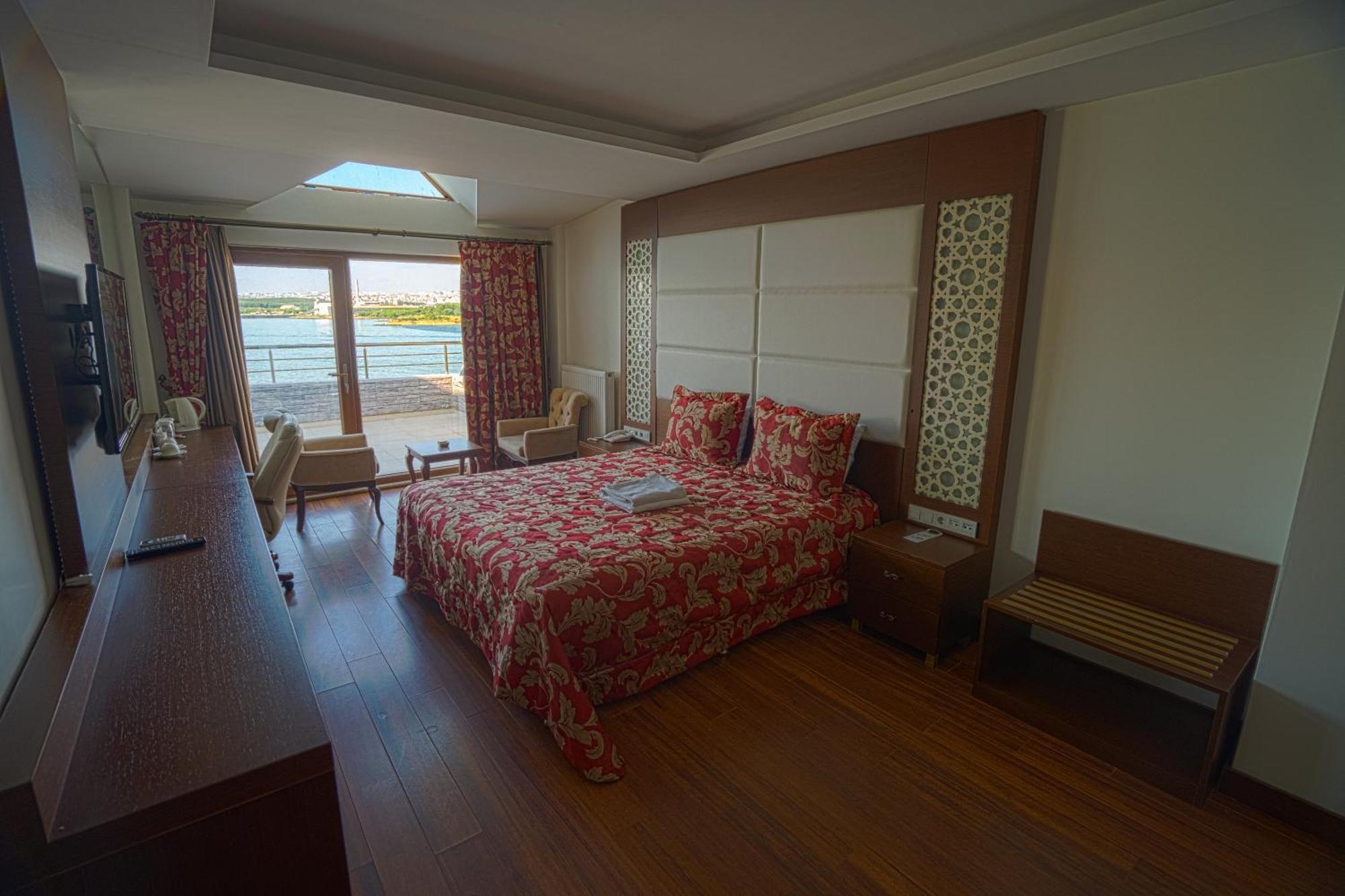 Sea Golden Hotel Darica  Exterior photo